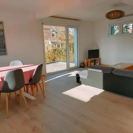 Maison Avec Acces Piscine Partagee Semesterbostad